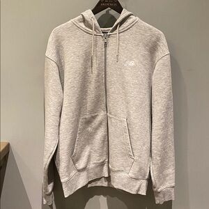 New Balance Sports Essentials Logo Fleece